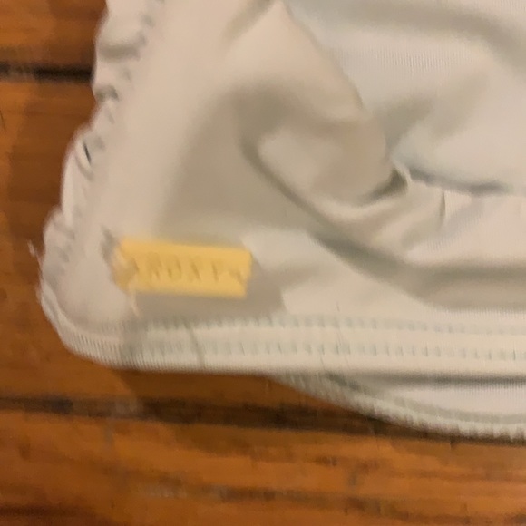 Patagonia swim bottoms (m) and roxy swim top (s) - Picture 3 of 3